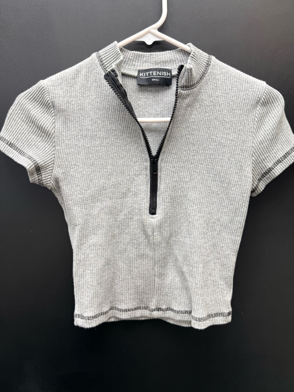 Kittenish Gray Ribbed Half-Zip Short Sleeve Top